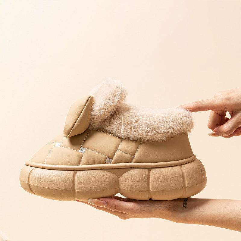 Vízálló és meleg belső cipő nőknek