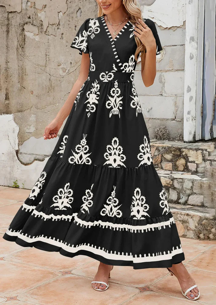 Új, V-nyakú, virágmintás ruha