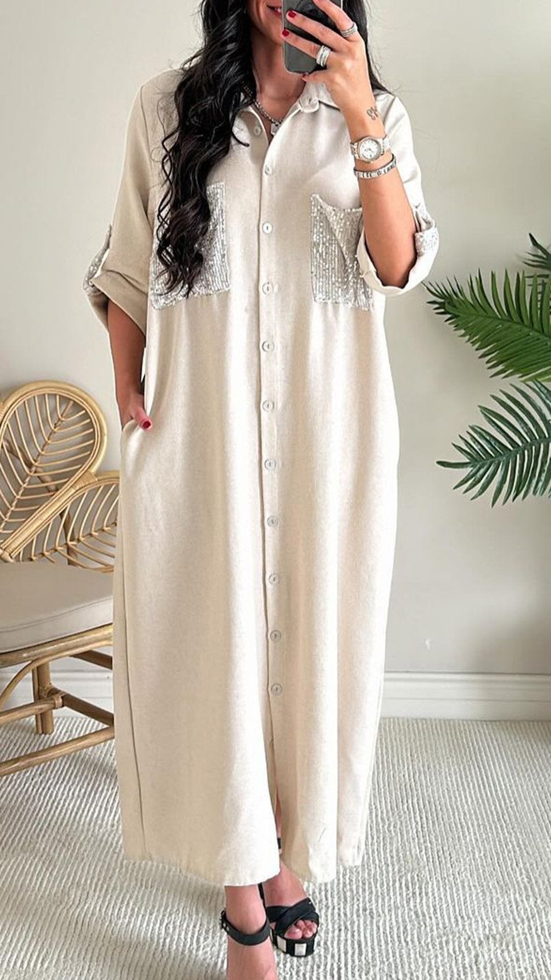 Női egysoros flitteres hajtókás ingruha