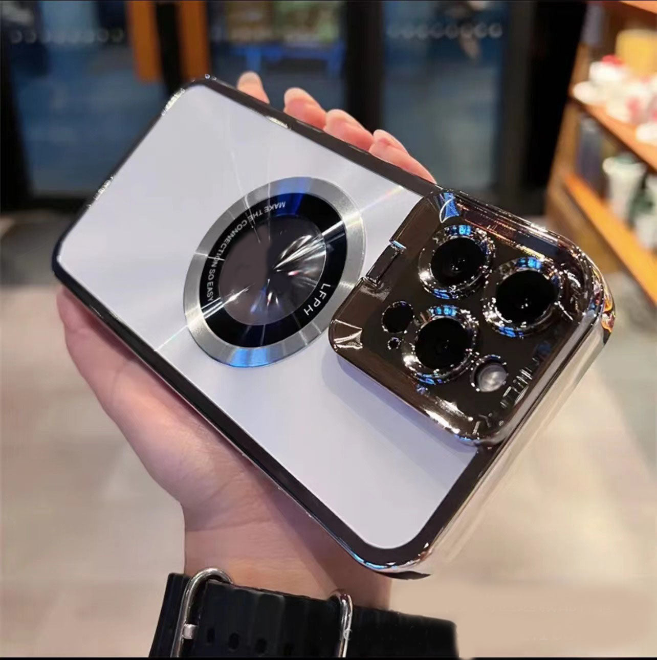 Mágneses iPhone tok lencsetartóval