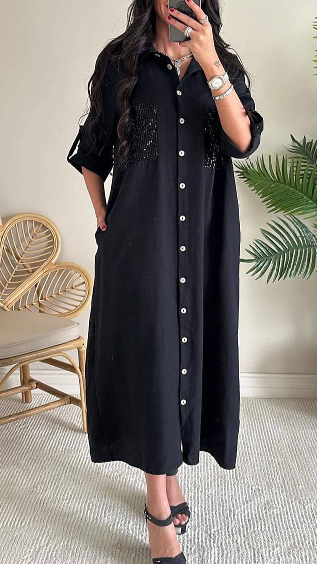 Női egysoros flitteres hajtókás ingruha