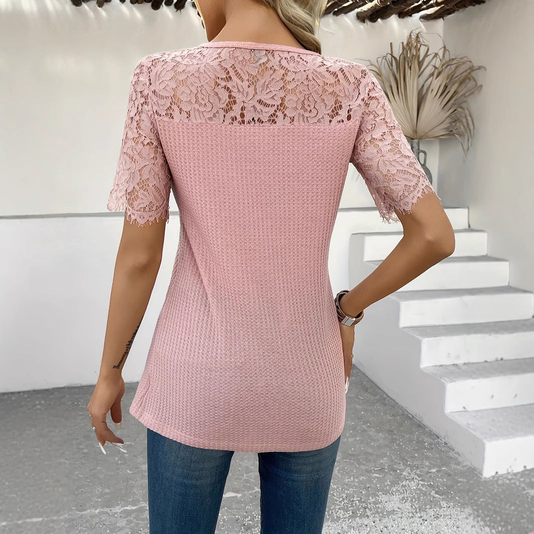 Stílusos és elegáns, áttetsző, hímzett kötött póló