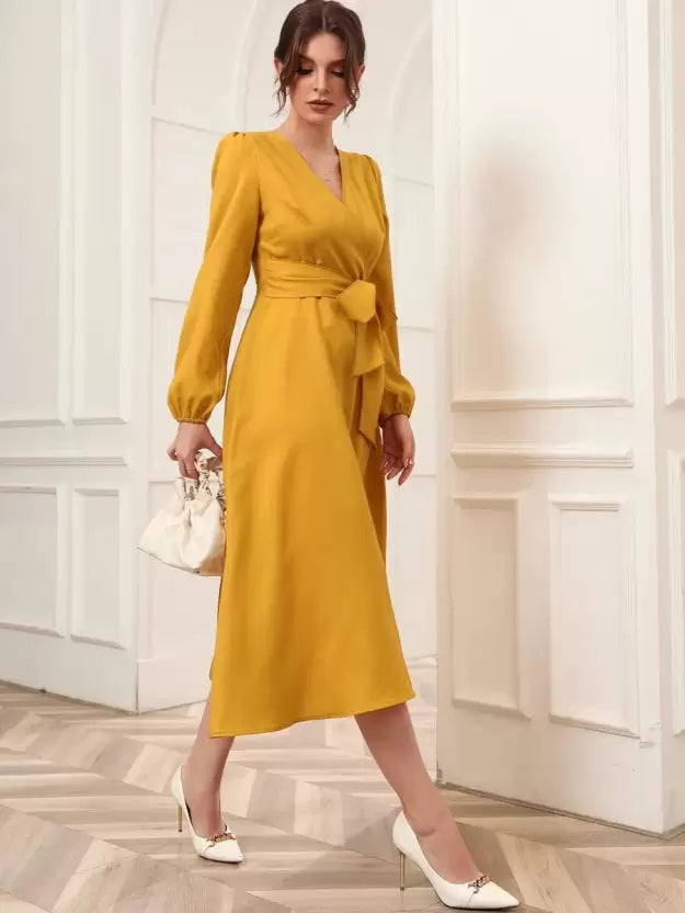 Elegáns A-vonalú átlapolt ruha