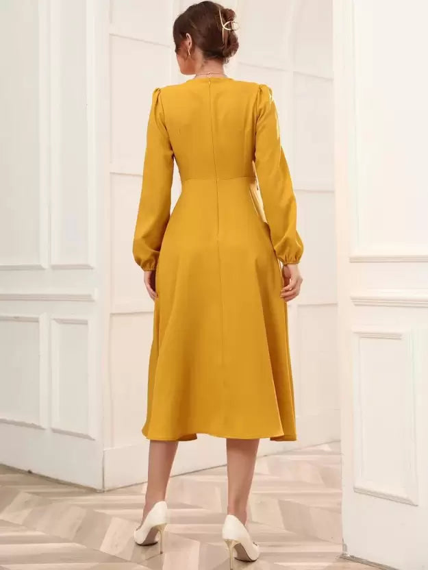 Elegáns A-vonalú átlapolt ruha