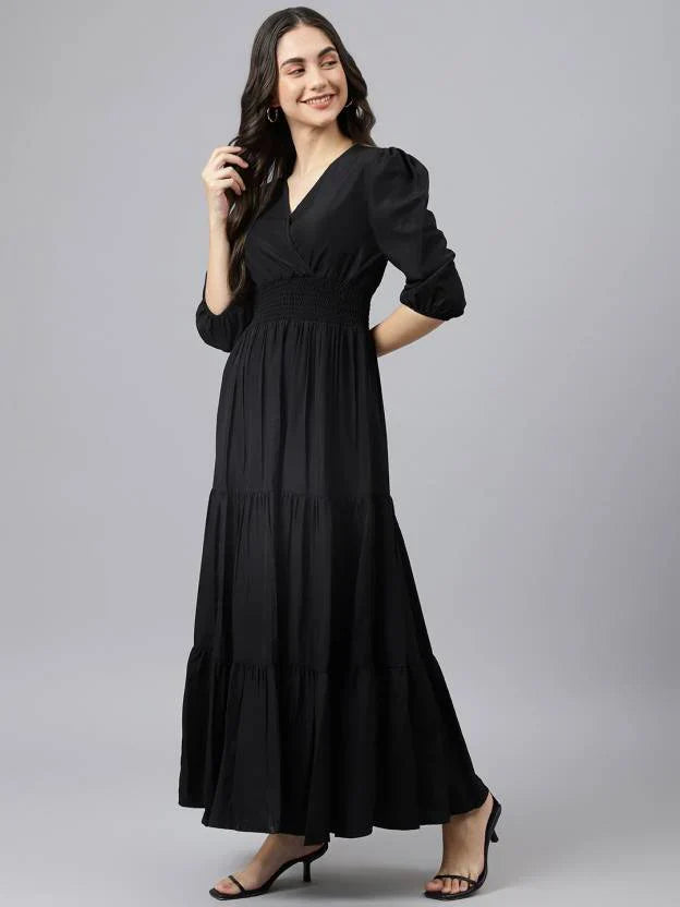 Nyári V-nyakú derekú ruha