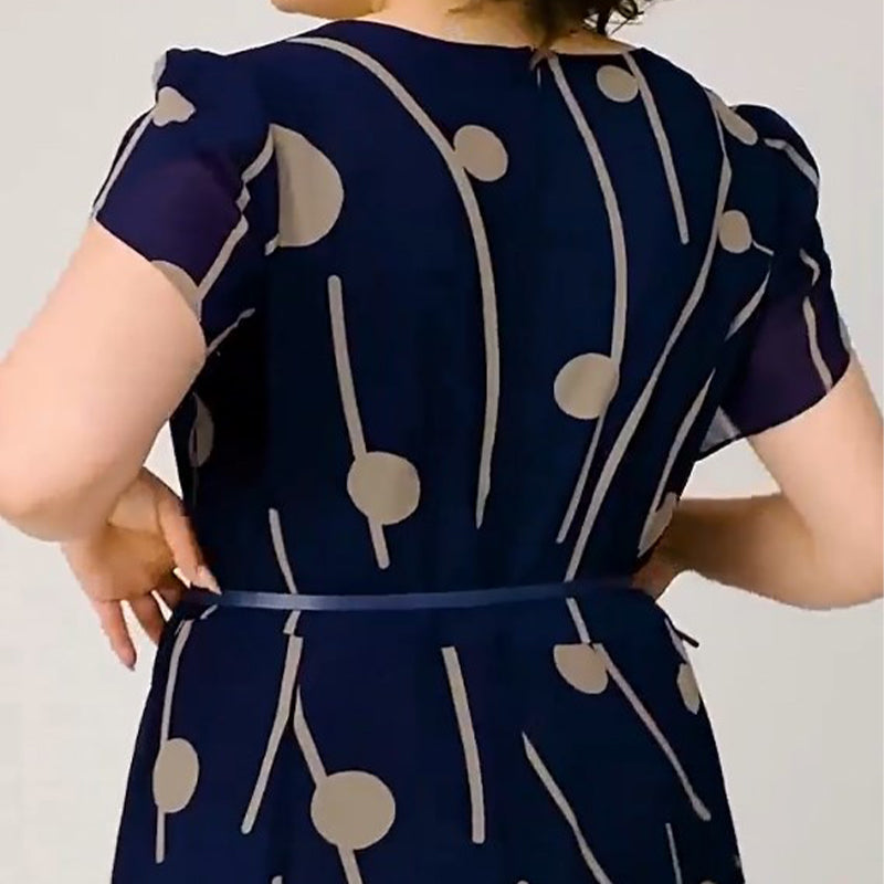 ✨Siateczkowa sukienka z krótkim rękawem w kropki