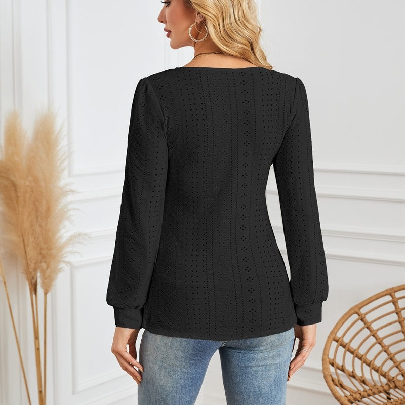 Női hosszú ujjú tunika kivágásokkal