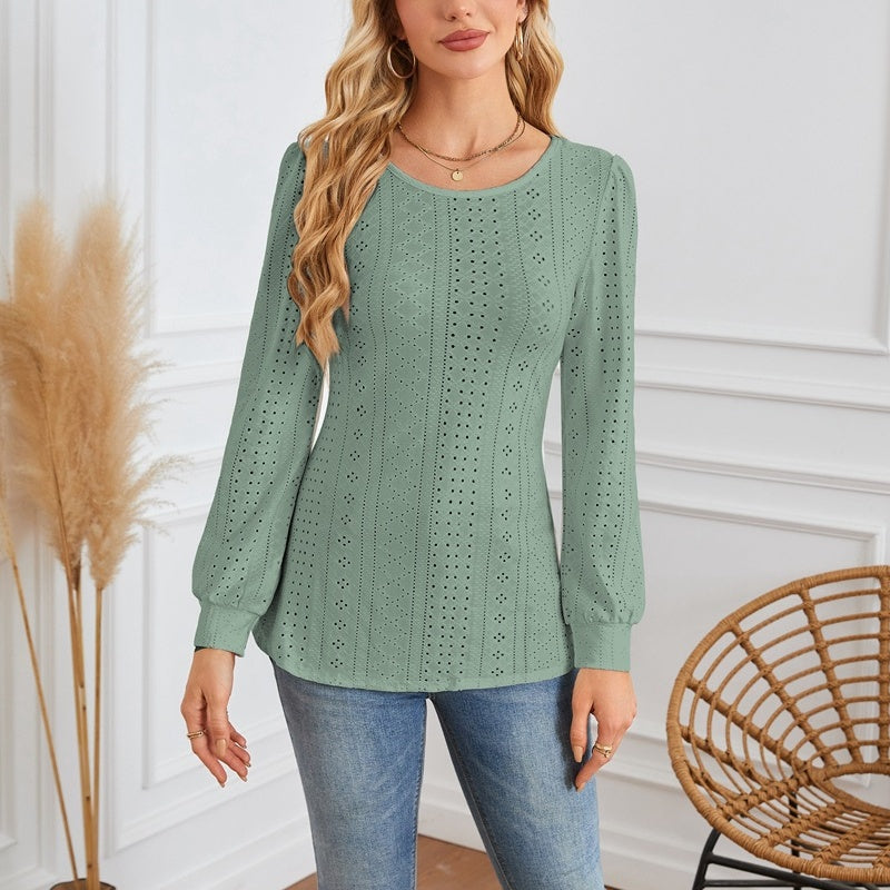 Női hosszú ujjú tunika kivágásokkal