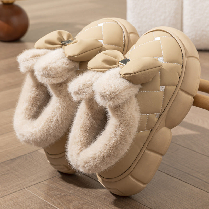 Vízálló és meleg belső cipő nőknek