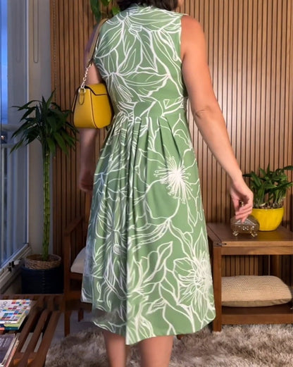 Ujjatlan ruha plusz méret a deréknál