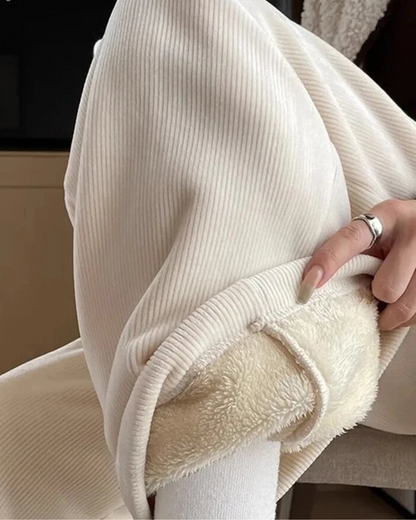 Széles szárú, fleece bélésű, csíkos nadrág