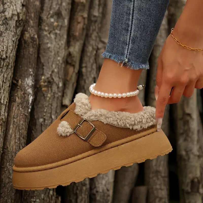 Kényelmes, plüss bélésű bokacsizma