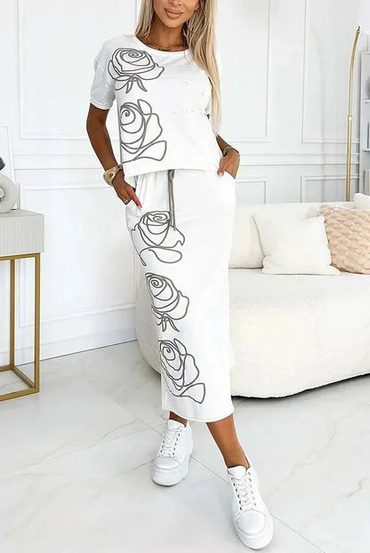 Virágmintás bő öltöny