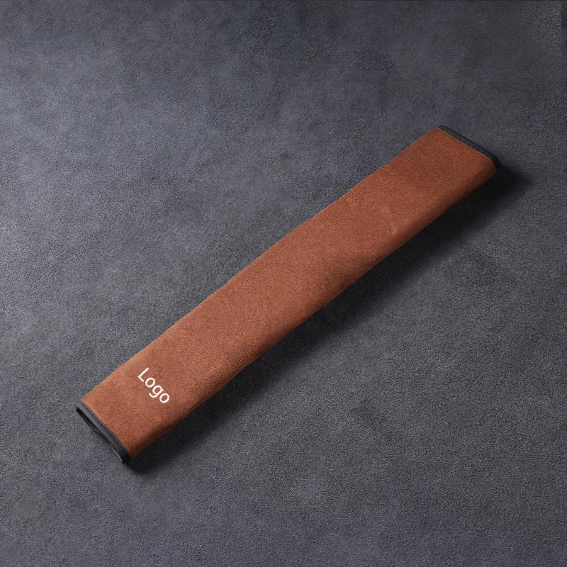 Selyembőr biztonsági övvédő - nyakvédelemmel és logóval ellátott opció（2 darab）