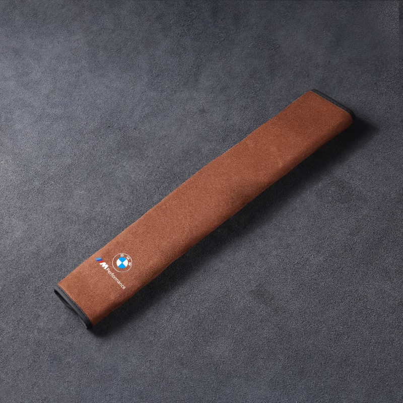 Selyembőr biztonsági övvédő - nyakvédelemmel és logóval ellátott opció（2 darab）