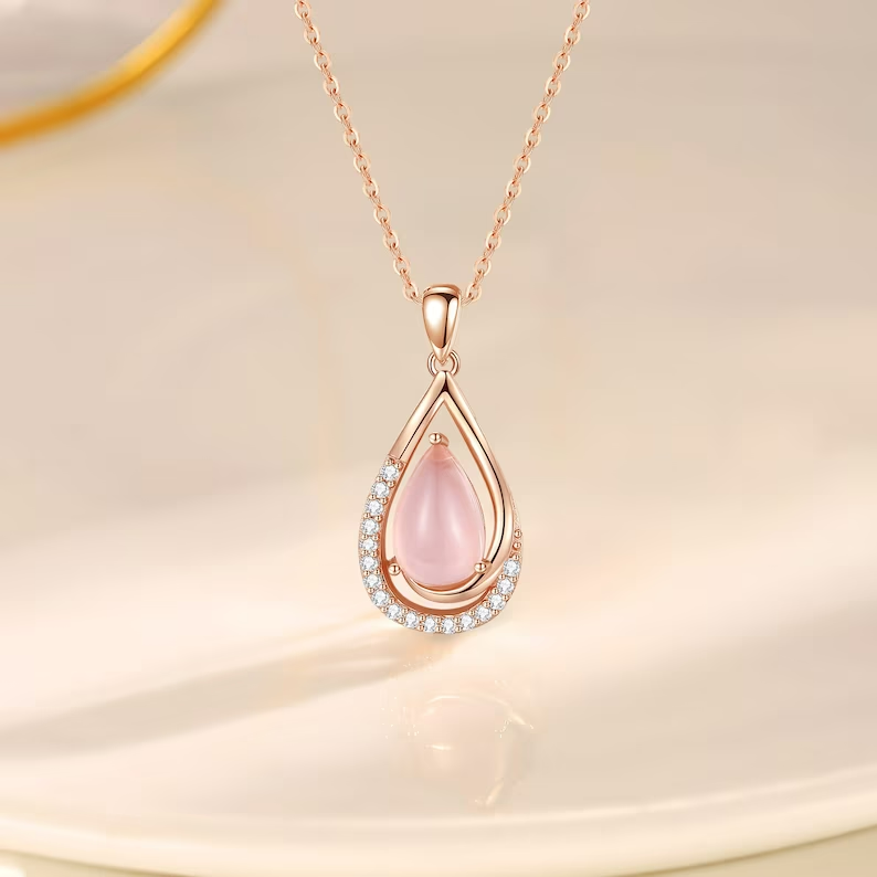 Rózsa szál szív alakú medál nyaklánc ajándék szett