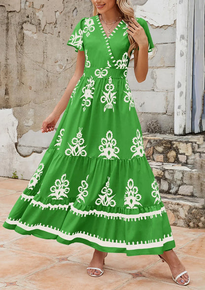 Új, V-nyakú, virágmintás ruha