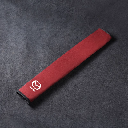 Selyembőr biztonsági övvédő - nyakvédelemmel és logóval ellátott opció（2 darab）