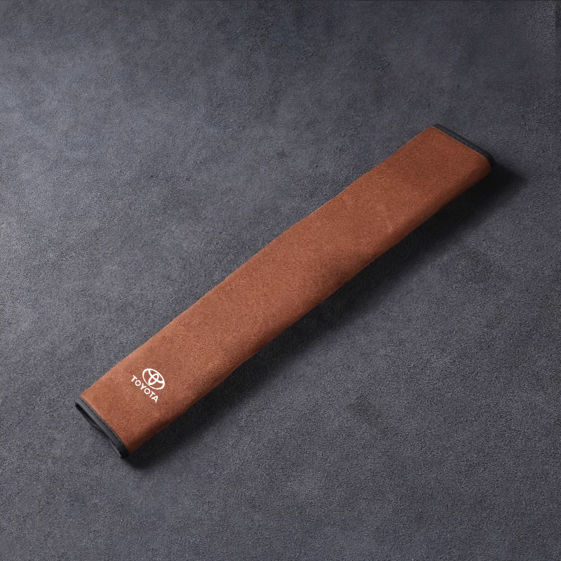 Selyembőr biztonsági övvédő - nyakvédelemmel és logóval ellátott opció（2 darab）