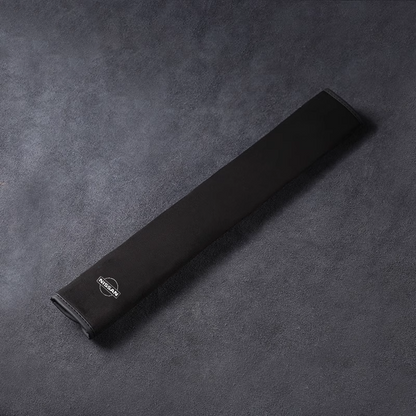 Selyembőr biztonsági övvédő - nyakvédelemmel és logóval ellátott opció（2 darab）