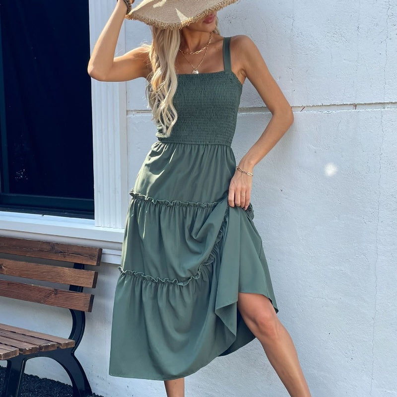 Női ujjatlan, fodros szegélyű ruha