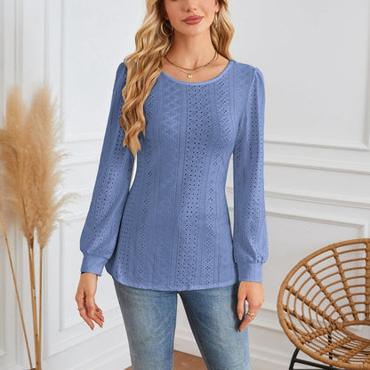 Női hosszú ujjú tunika kivágásokkal